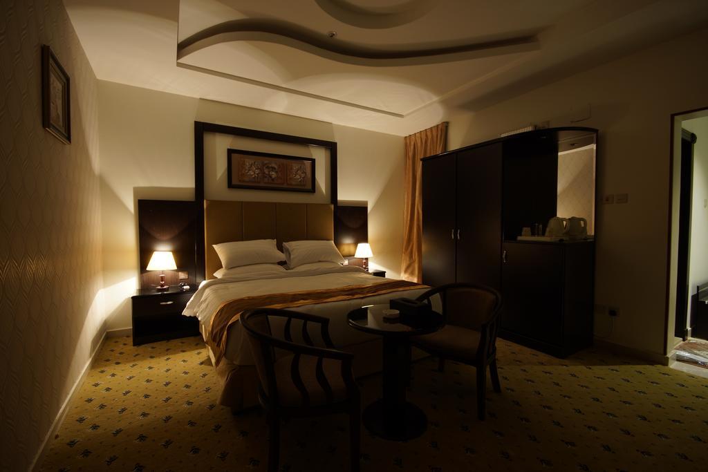 Rose Oasis Hotel ナジュラーン エクステリア 写真