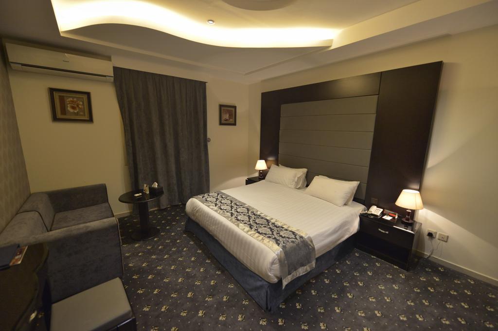 Rose Oasis Hotel ナジュラーン エクステリア 写真